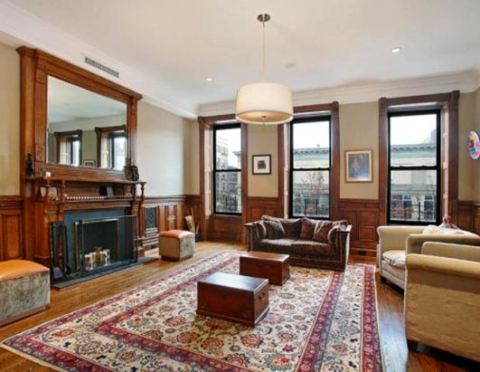 ht_nph_brownstone_living_room_01_jef_ss_130906_ssh.jpg