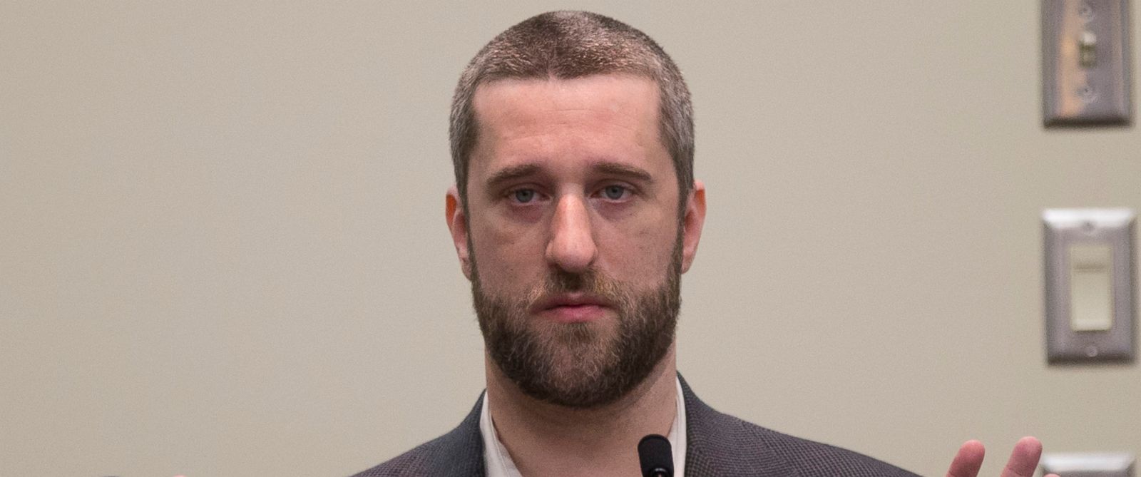 Dustin Diamond, Who Played Screech on 'Saved by the Bell,' Booked in Wisconsin Jail - ABC News