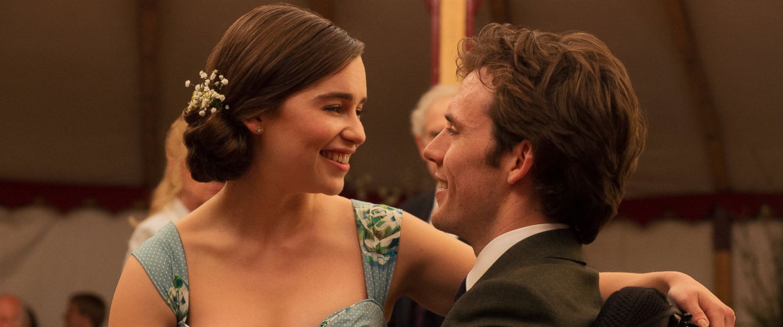 PHOTO: Emilia Clarke as Lou Clark and Sam Claflin as Will Traynor in "Me Before You." 