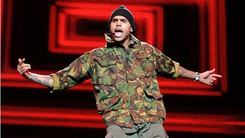 chris brown gty chris brown thg 120224 wblog Chris Brown Accused of Snatching Fans Phone, Then Driving Away