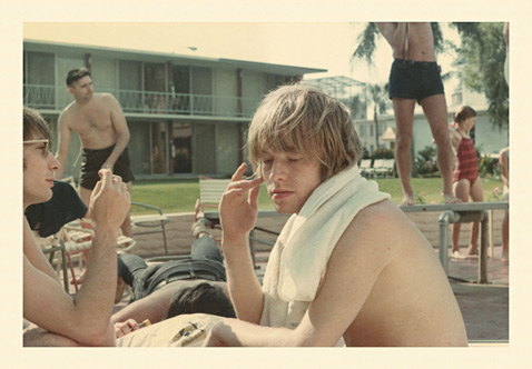 ht Brian Jones Brian towel Clearwarer Fl 65 ll 120927 wblog Found: Unseen Photos of the 1965 Rolling Stones