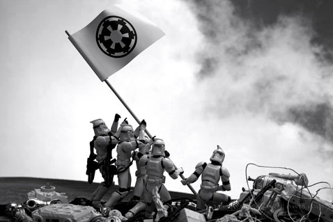 ht cloned photos 01 nt 120706 Star Wars Troopers Used by Photographer David Eger to Recreate Iconic Images