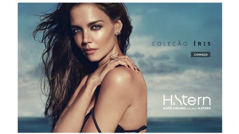 ht katie holmes dm 120110 wblog Katie Holmes Goes Topless for New Ad 