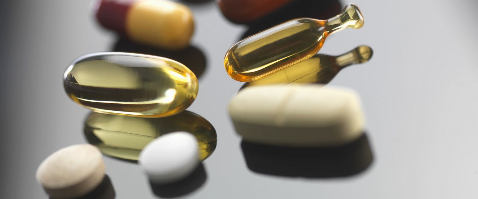 PHOTO: A new federal study estimates that dietary supplements send 23,000 Americans to hospital emergency rooms each year.