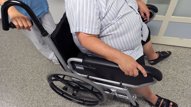 nc_obese_patient_wheelchair_ll_130122_wg.jpg