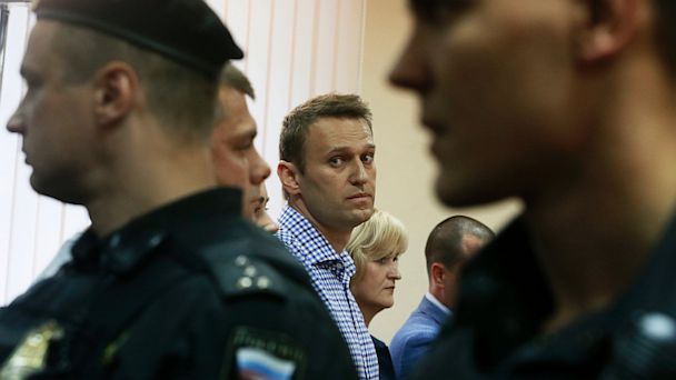 Alexei Navalny AP alexei navalny lpl 130718 16x9t 608 Kremlin Critic Could Stage Upset in Moscow Mayors Race