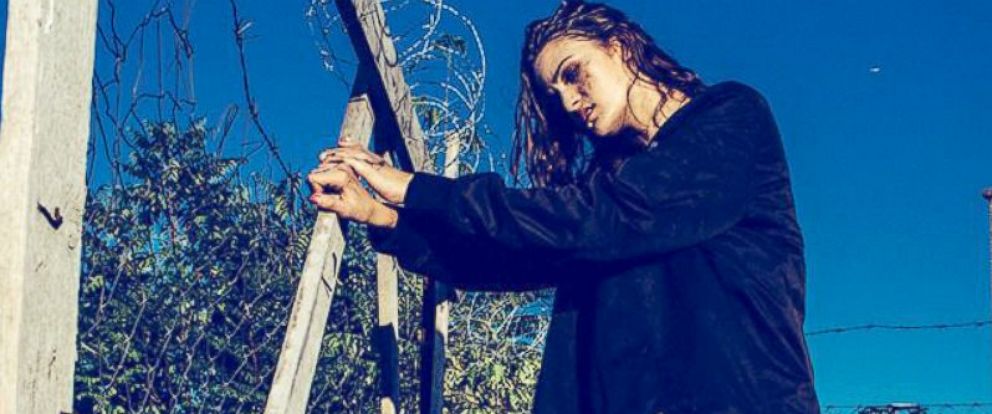 PHOTO: Model Monicka Jablonczky is pictured here in a photo series titled “DERS MIGRANT” styled by Mark Kiss and with makeup done by Mua Eszter Balla.