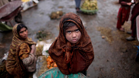 ap pakistan daily life ss thg 120116 wblog Today in Pictures: Jan. 16, 2012