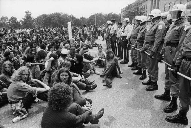 gty vietnam protests mi 130327 blog Looking Back: The End of the Vietnam War