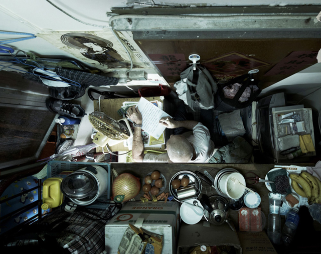 Shocking Photos of Cramped Hong Kong Apartments - ABC News