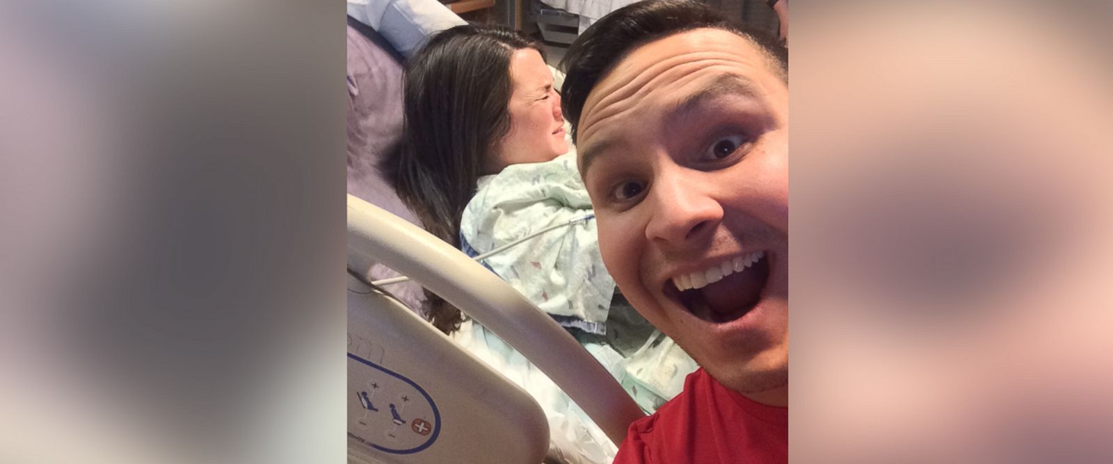 Dad Snaps Labor Selfie Minutes Before Wife Gives Birth Abc News