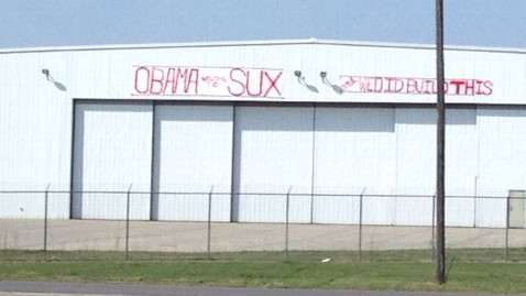 ht TNCZ sux obama banner jt 120901 wblog Iowans Message to Obama: We Did Build This