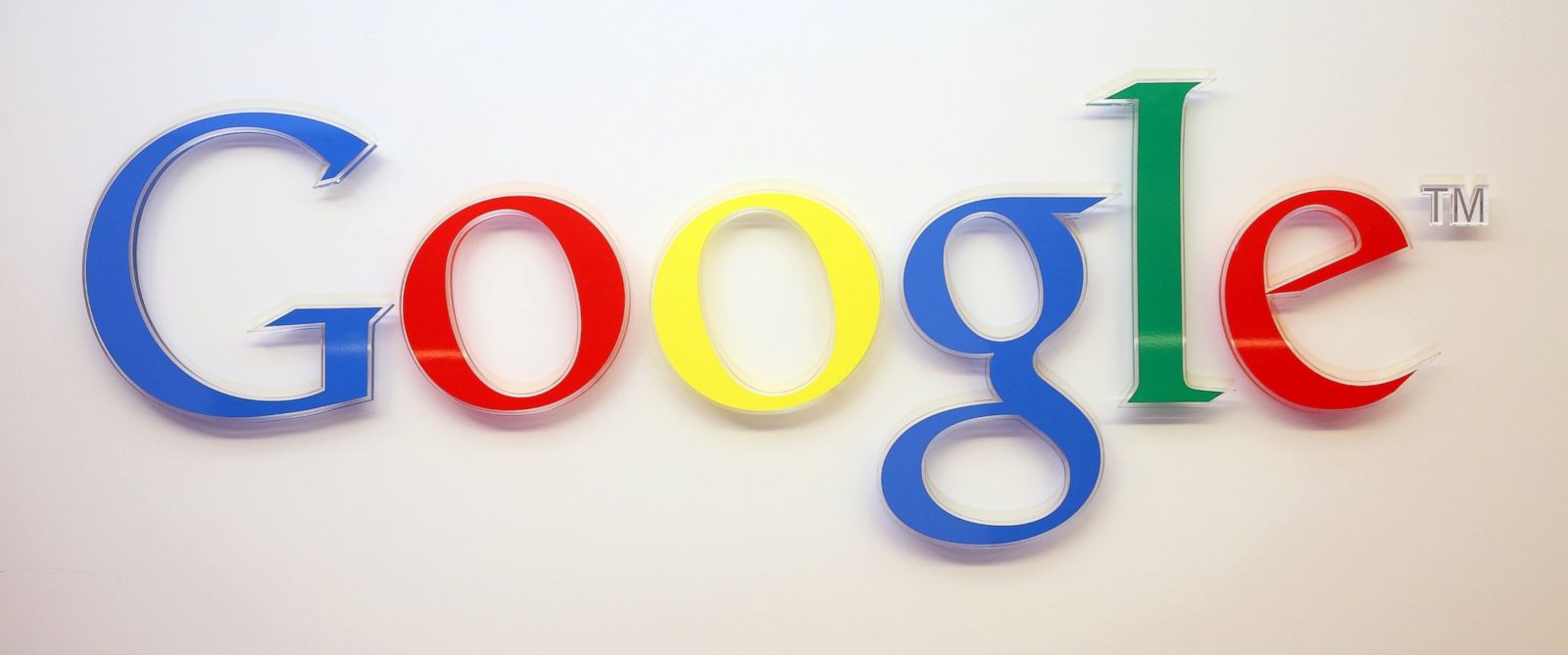PHOTO: The Google logo is seen inside the companys offices on March 23, 2015 in Berlin.