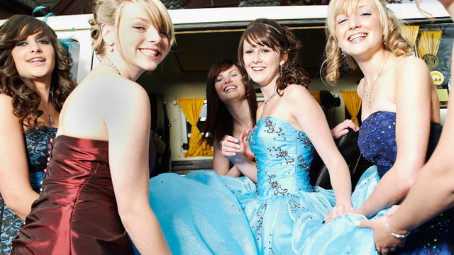 Strapless dress fell down images Strapless dress fell down images