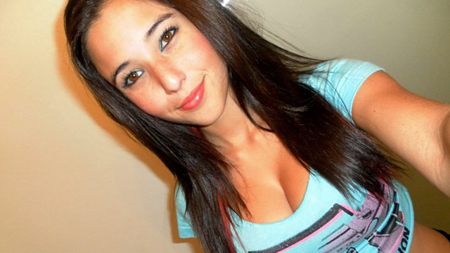 Angie Varona How A 14 Year Old Unwillingly Became An Internet Sex Symbol Abc News 5622