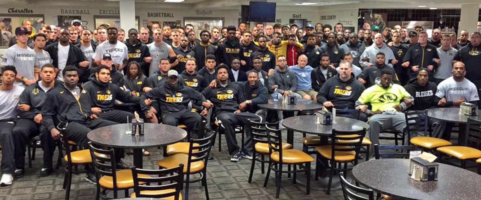 PHOTO: The University of Missouris head coachs twitter, @GaryPinkel, tweeted this photo with the caption, 