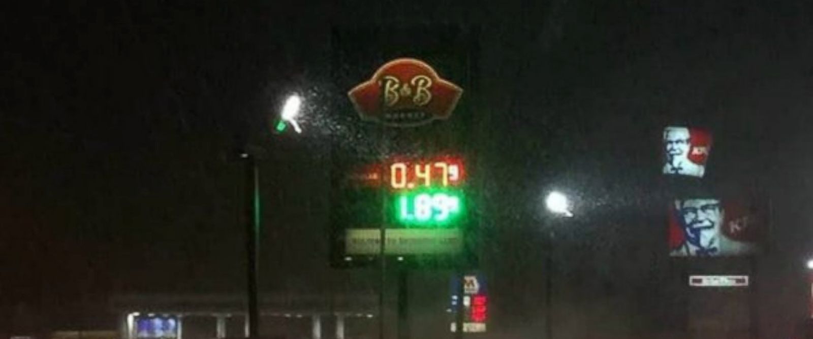 PHOTO:Beacon & Bridge Markets sign shows gas at $.47 per gallon in Michigan.