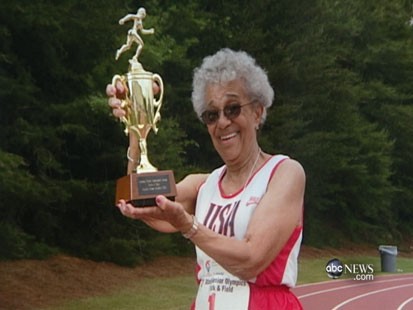 PHOTO 95YearOld Woman Shatters Running Record New Yorker Ida Keeling ran
