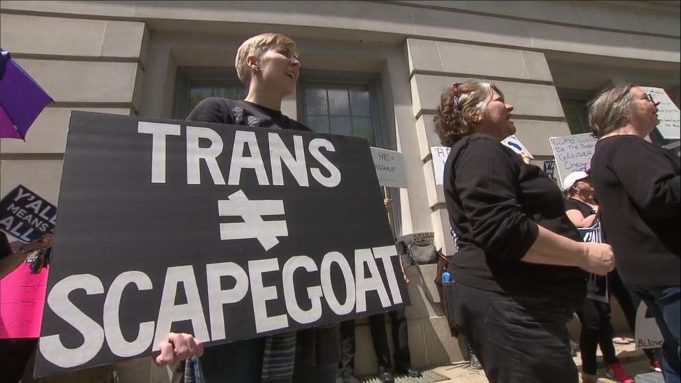 Dueling Rallies Held Over Controversial North Carolina Bathroom Law Video Abc News 5809