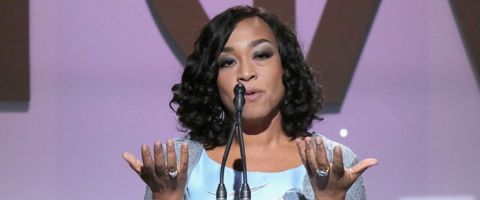 Shonda Rhimes Confronts Hollywood'S Diversity Problem - Abc News