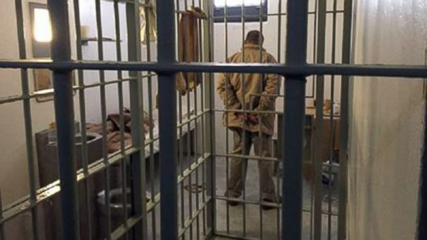 New Photo Shows 'El Chapo' Behind Bars 