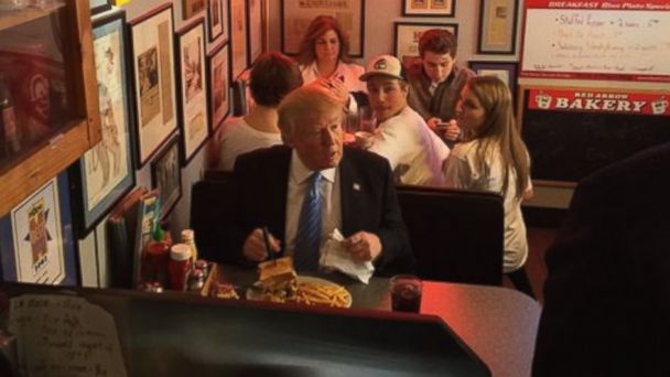 Woman Calls Trump a 'Racist' in New Hampshire Diner