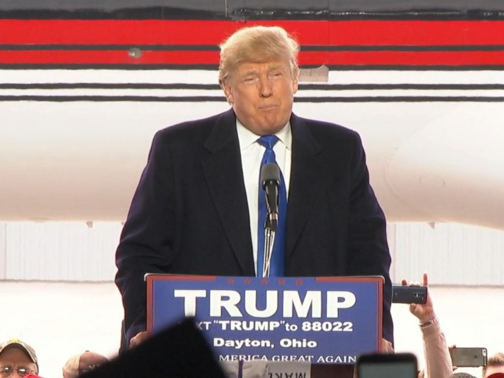 PHOTO: Donald Trump speaks at a rally in Vandalia, Ohio, March 12, 2016.